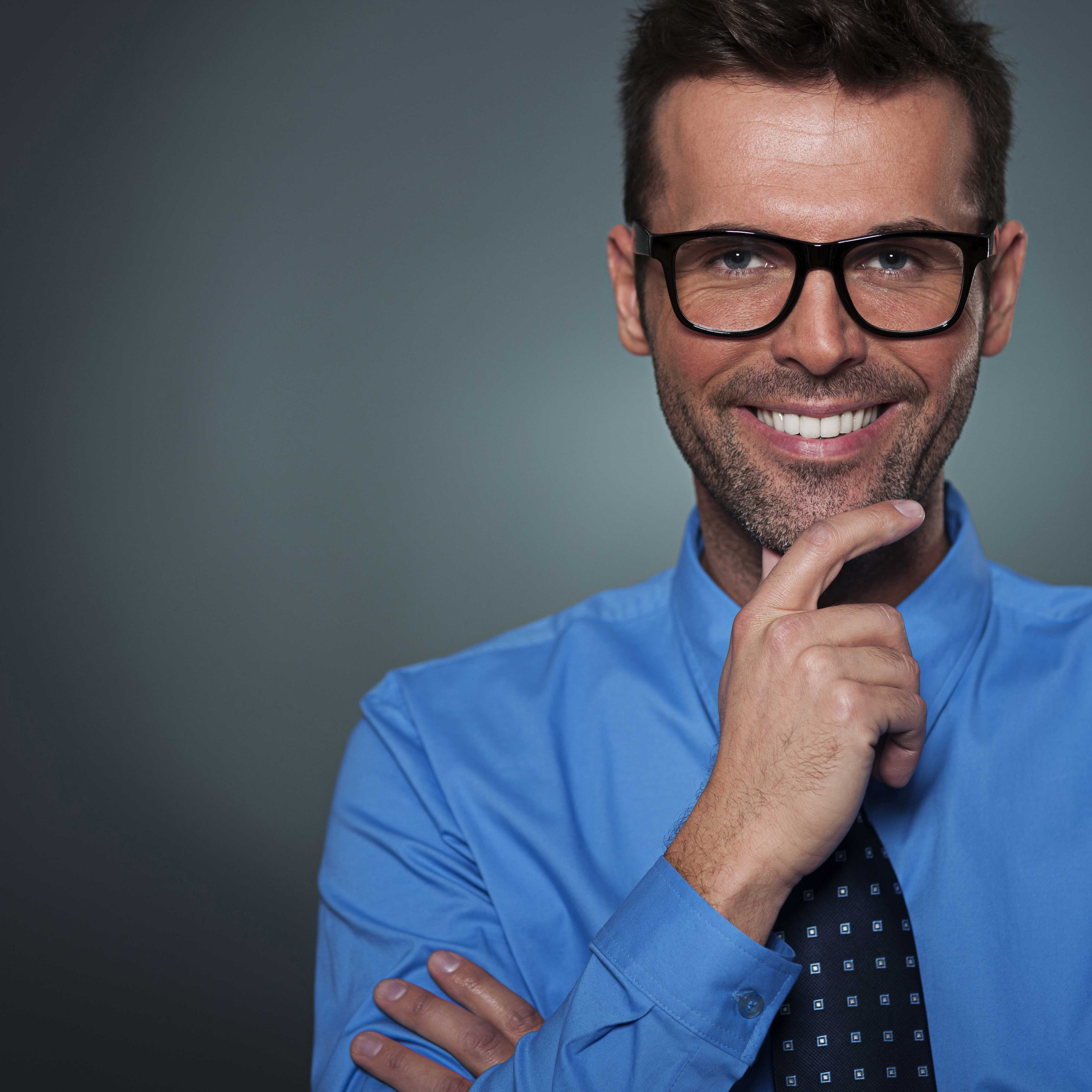 Presentation asset pack example with multiple 3D angles and variations